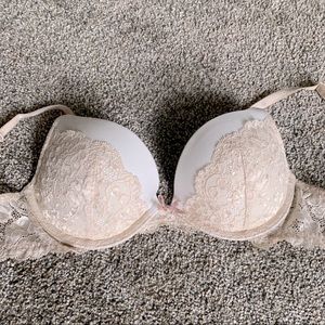 Victoria’s Secret Dream Angels Push Up Bra 34B